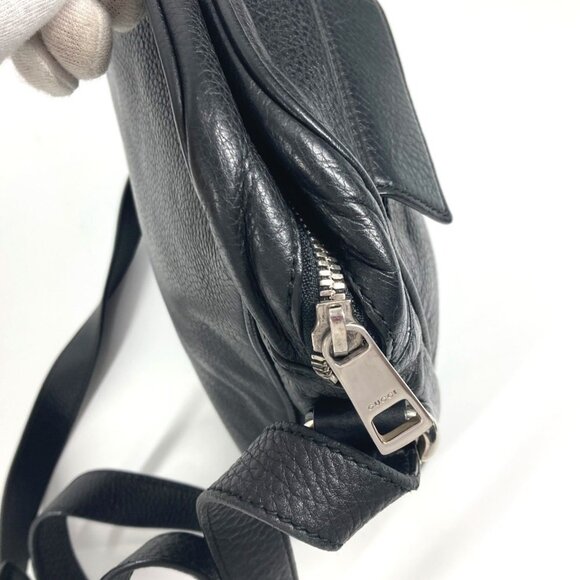 GUCCI Black Leather Shoulder Bag - Picture 10 of 16